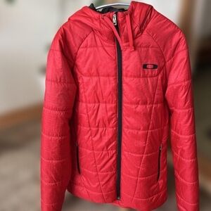 Oakley Mens Large Red Quilted Puffer Jacket